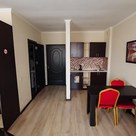 Lolo's Bliss 4* צ'יסינאו