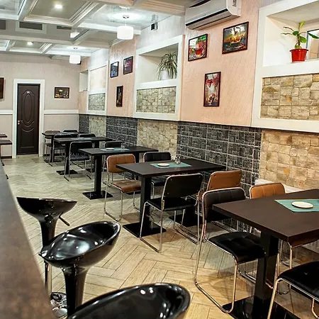 Lolo's Bliss מלון צ'יסינאו